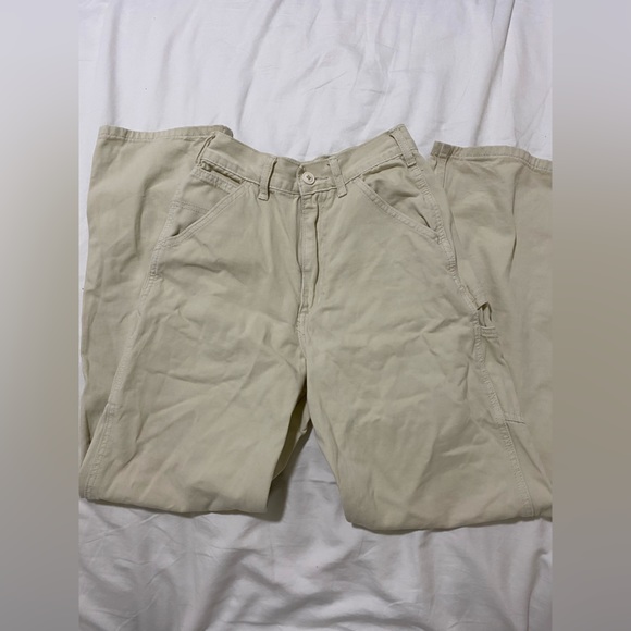 Brandy Melville Tammy cargos - Picture 2 of 4